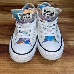 Low Top Converse All Star shoes